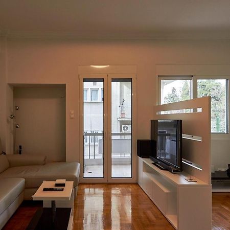 Fully Renovated, Family-Friendly Apartment, Next To A Huge Green Park, In Athens Center Buitenkant foto