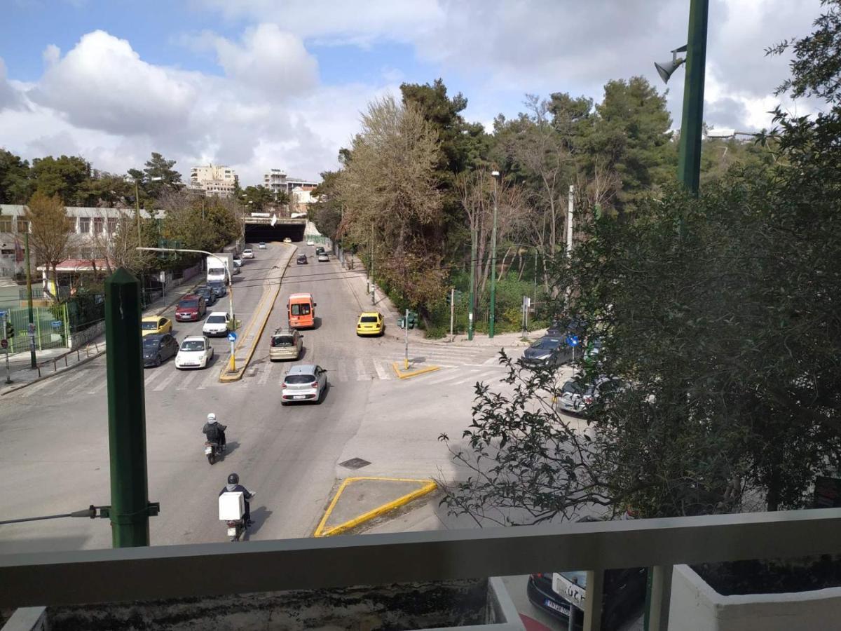 Fully Renovated, Family-Friendly Apartment, Next To A Huge Green Park, In Athens Center Buitenkant foto