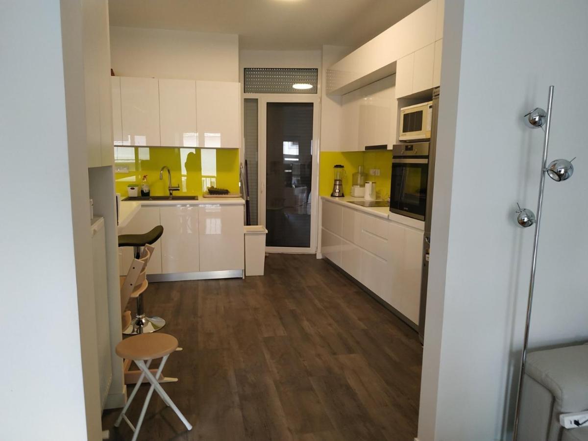 Fully Renovated, Family-Friendly Apartment, Next To A Huge Green Park, In Athens Center Buitenkant foto
