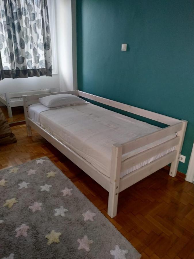 Fully Renovated, Family-Friendly Apartment, Next To A Huge Green Park, In Athens Center Buitenkant foto